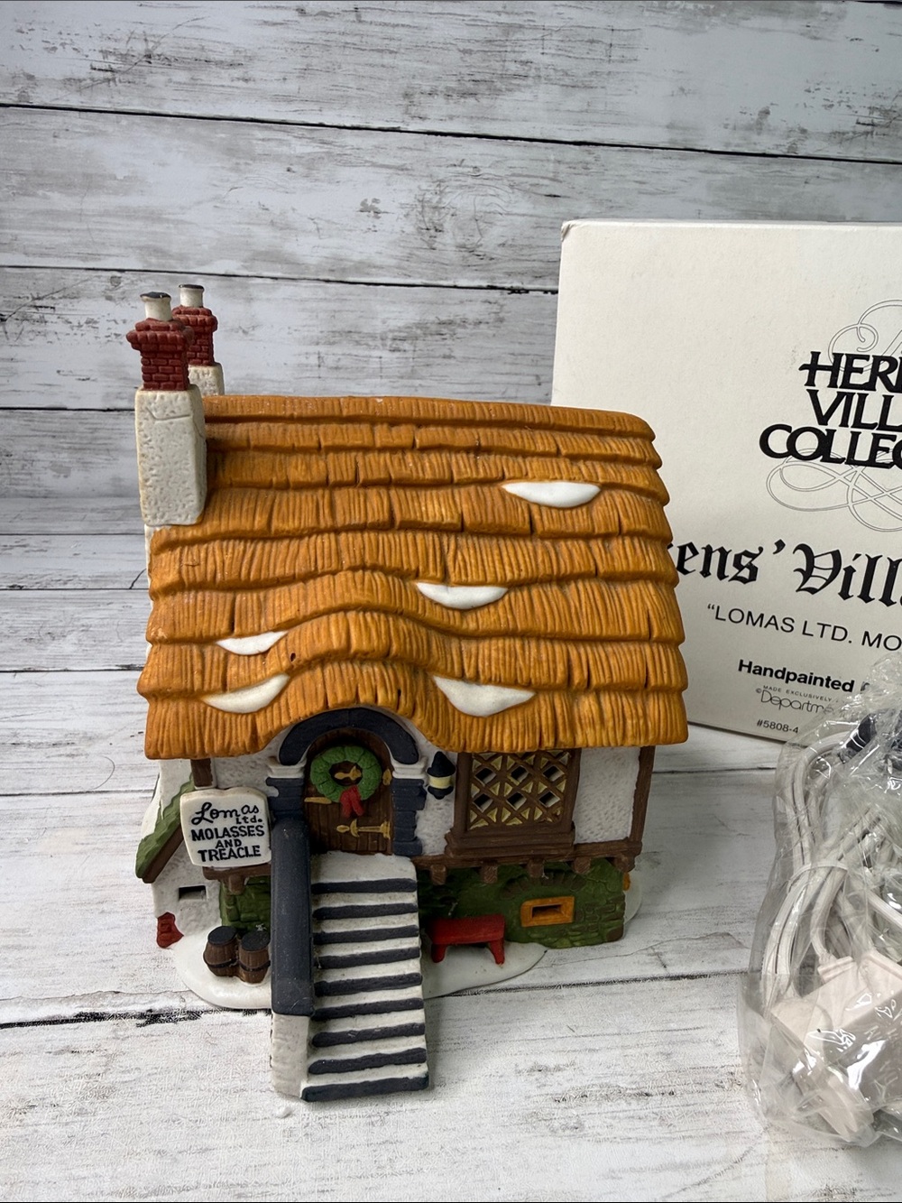 Dept 56 LOMAS LTD MOLASSES Christmas Village with box and light